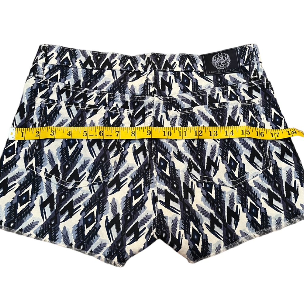 Rock & Republic Lolita shorts women's size 6 - Picture 4 of 9